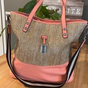 Jessica Simpson tote